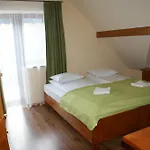 Slazaczka 3*